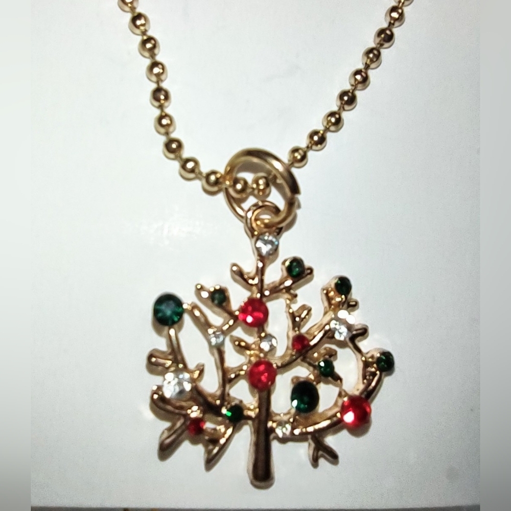 Christmas Tree Pendant on Goldtone Steelball Chain - Picture 2 of 10